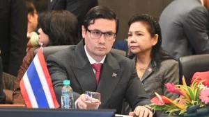 “รังสิมันต์” เบรกกัมพูชาหน้าหงายกลางวงประชุมสภาอาเซียน หลังขอยัดไส้ให้ไทยเปิดด่าน